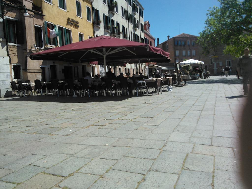 Hotel Antico Capon Venedig Exteriör bild