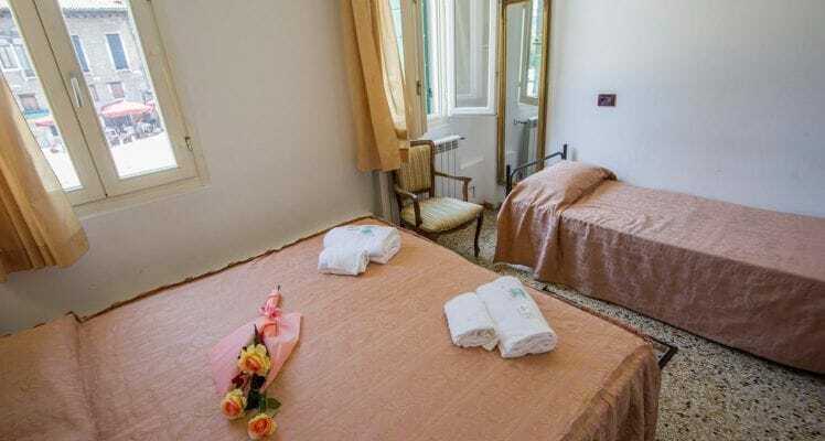 Hotel Antico Capon Venedig Exteriör bild